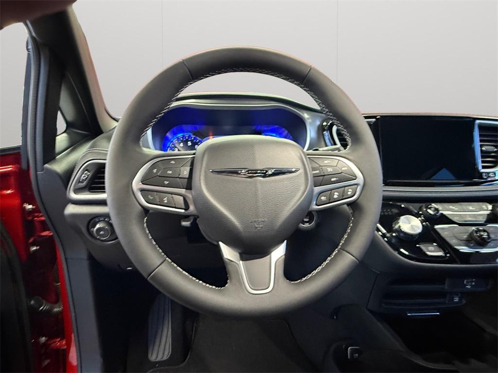 new 2026 Chrysler Pacifica car, priced at $42,084