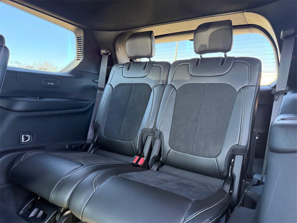 used 2025 Jeep Grand Cherokee L car, priced at $39,915