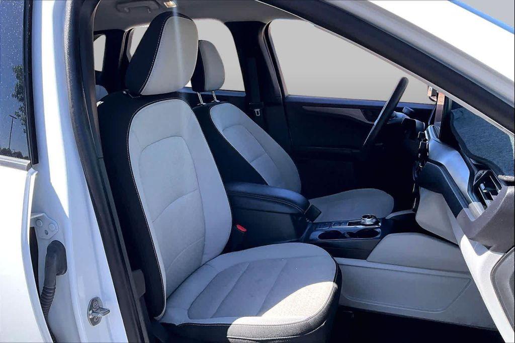 used 2025 Ford Escape car, priced at $24,258