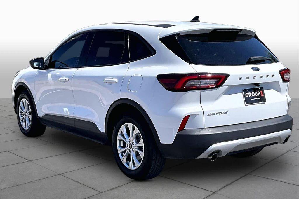 used 2025 Ford Escape car, priced at $24,258