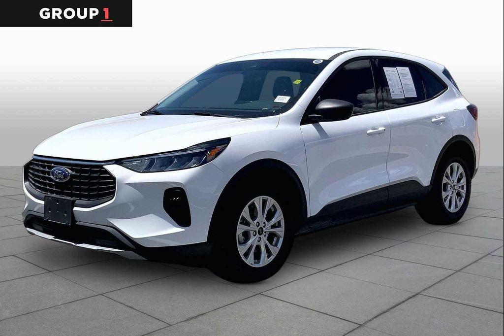 used 2025 Ford Escape car, priced at $24,258