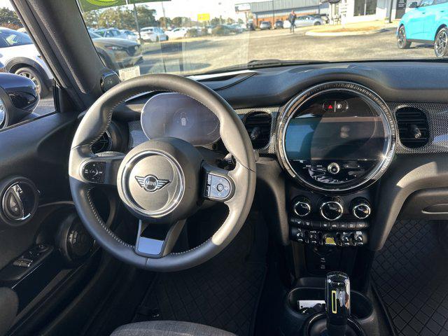 used 2023 MINI Hardtop car, priced at $19,990