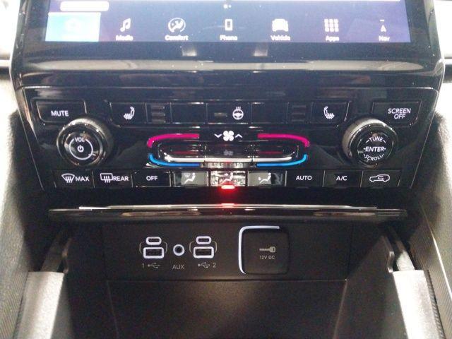 new 2025 Jeep Grand Cherokee car, priced at $44,735