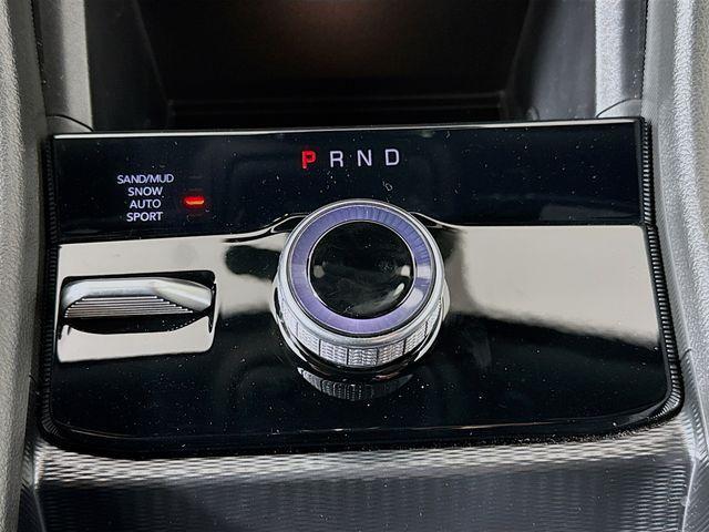 new 2025 Jeep Grand Cherokee car, priced at $43,140