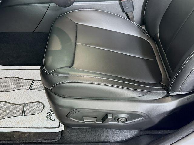 new 2025 Jeep Grand Cherokee car, priced at $43,140