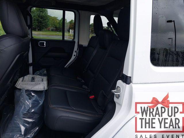 new 2025 Jeep Wrangler car, priced at $46,355