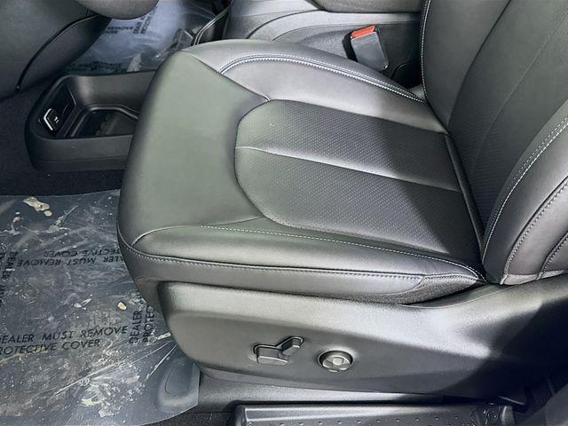 new 2026 Chrysler Pacifica car, priced at $43,560