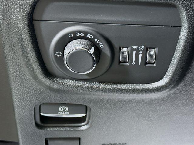 new 2025 Jeep Grand Cherokee car, priced at $36,787