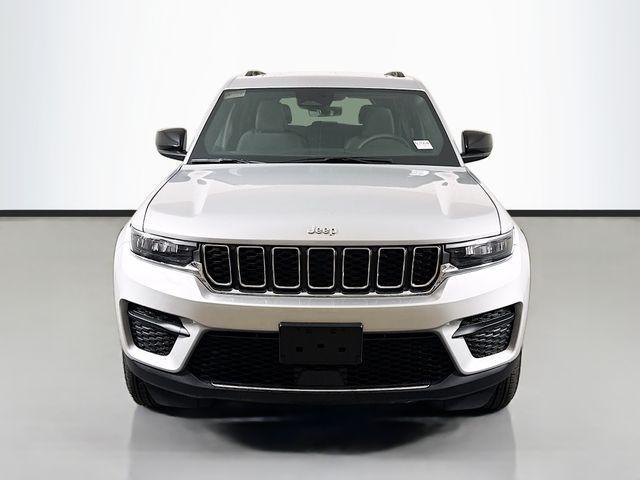 new 2025 Jeep Grand Cherokee car, priced at $36,787