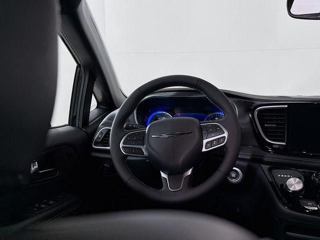 new 2026 Chrysler Pacifica car, priced at $38,352