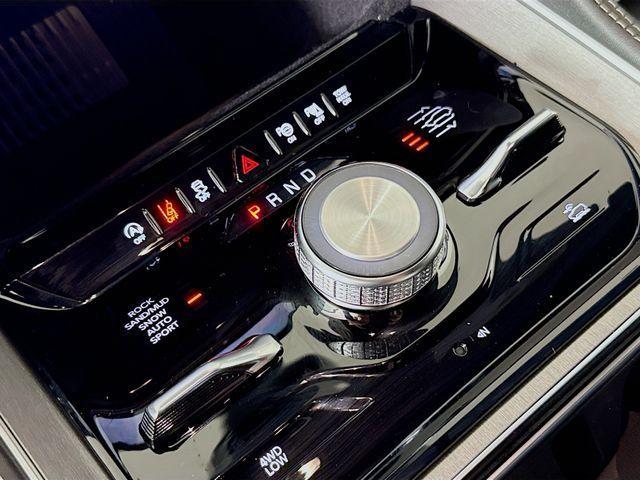 new 2026 Jeep Grand Wagoneer car, priced at $70,472