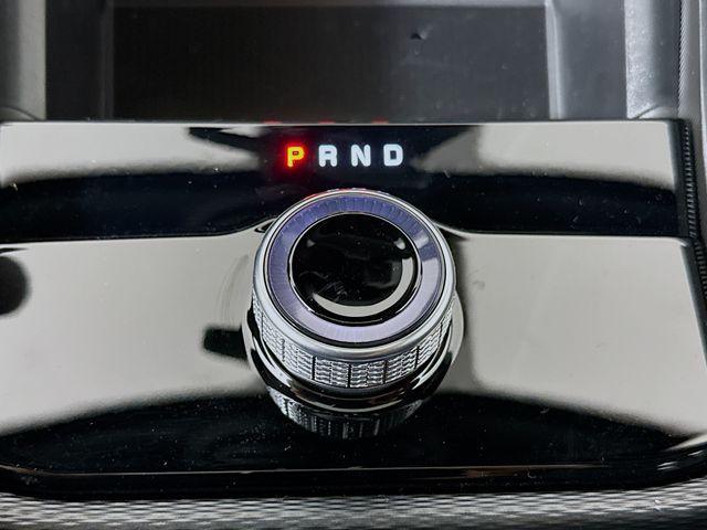 new 2025 Jeep Grand Cherokee car, priced at $35,575