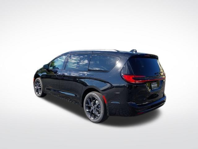new 2026 Chrysler Pacifica car, priced at $48,810