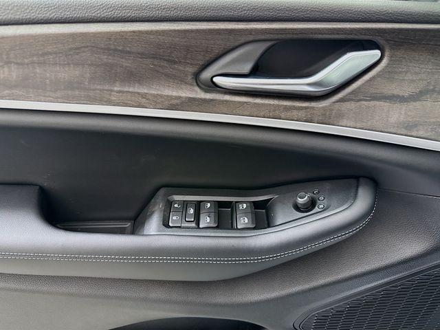 new 2026 Jeep Grand Cherokee L car, priced at $43,857