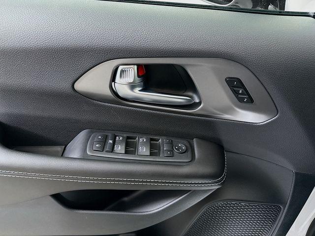 new 2026 Chrysler Pacifica car, priced at $45,725