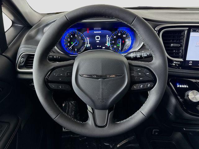new 2026 Chrysler Pacifica car, priced at $45,725