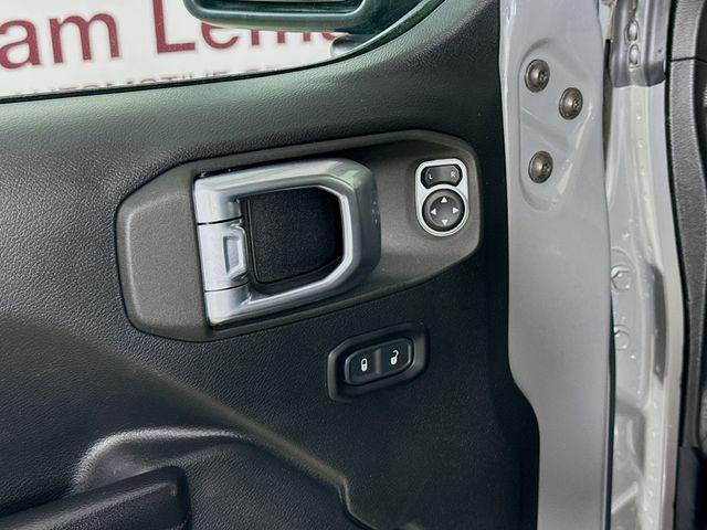 used 2021 Jeep Gladiator car, priced at $33,000