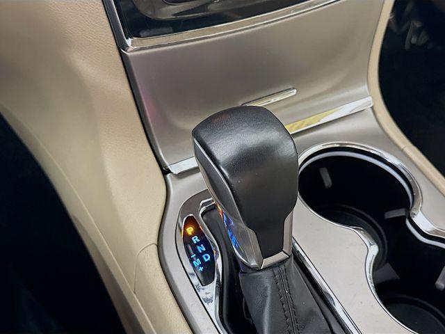 used 2022 Jeep Grand Cherokee WK car, priced at $19,500