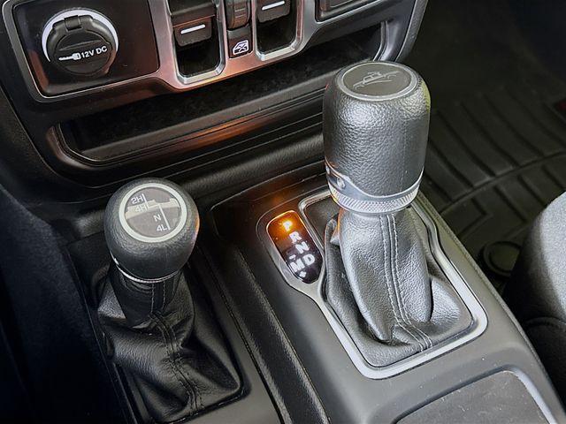 used 2023 Jeep Gladiator car, priced at $28,000