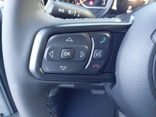 new 2025 Jeep Gladiator car, priced at $40,185