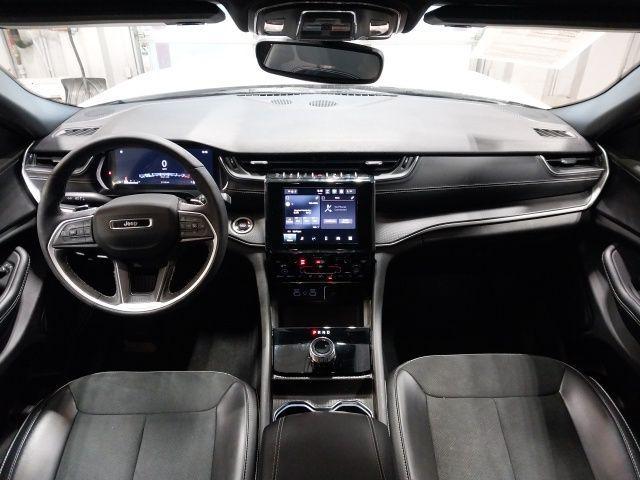 used 2024 Jeep Grand Cherokee car, priced at $31,499