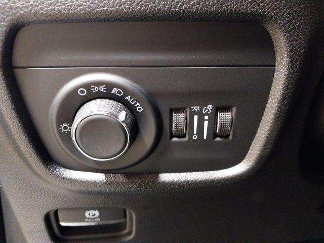 used 2024 Jeep Grand Cherokee car, priced at $31,499