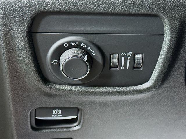 new 2026 Jeep Grand Cherokee L car, priced at $43,762