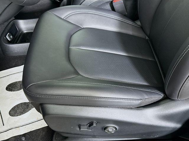 used 2025 Chrysler Pacifica car, priced at $38,990