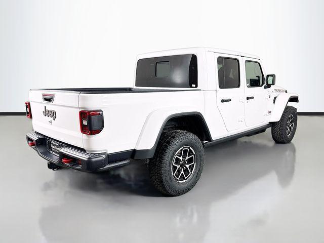 new 2026 Jeep Gladiator car, priced at $53,627