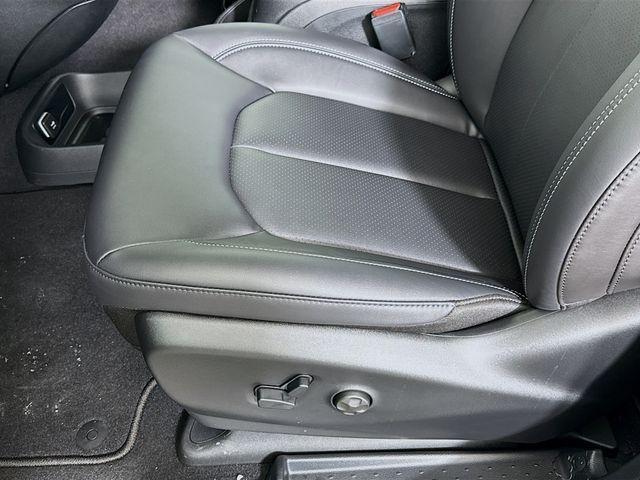 new 2026 Chrysler Pacifica car, priced at $40,885