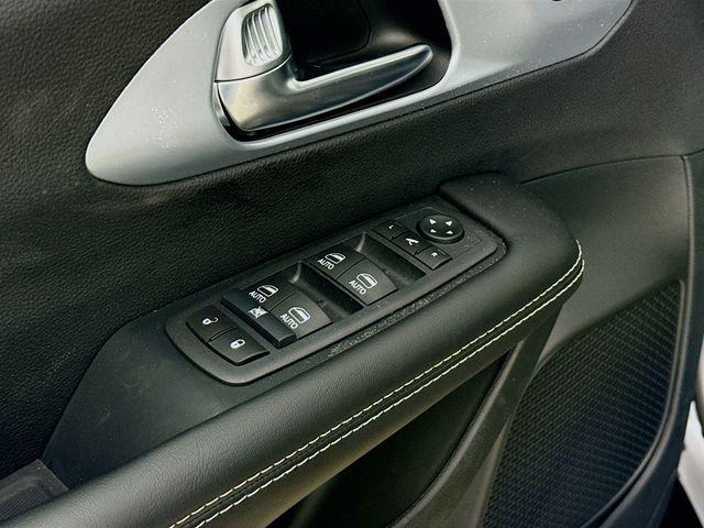 new 2026 Chrysler Pacifica car, priced at $45,802