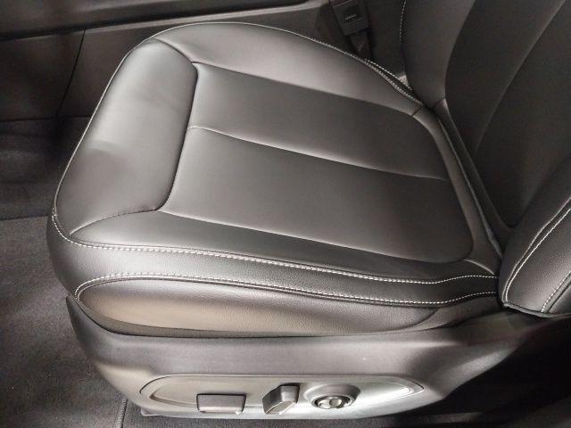 new 2025 Jeep Grand Cherokee L car, priced at $42,720