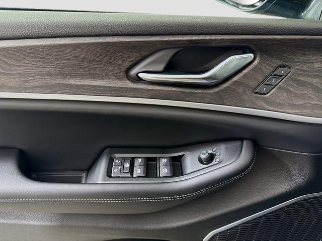 new 2026 Jeep Grand Cherokee L car, priced at $46,817
