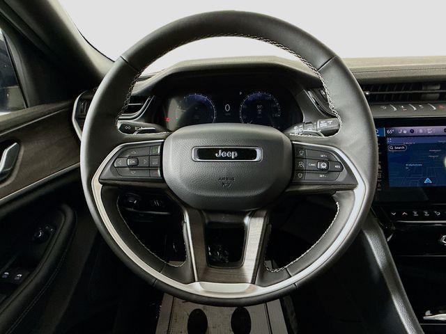 new 2026 Jeep Grand Cherokee car, priced at $42,704
