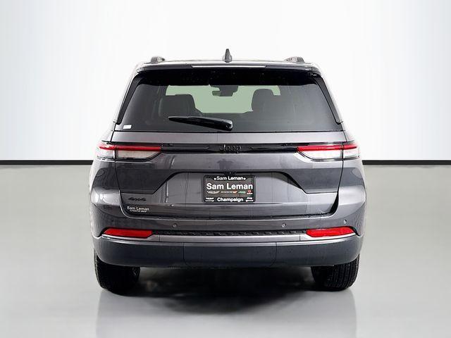new 2026 Jeep Grand Cherokee car, priced at $42,704