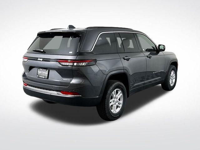 new 2025 Jeep Grand Cherokee car, priced at $33,625