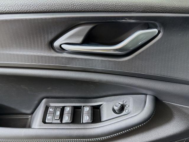 new 2025 Jeep Grand Cherokee car, priced at $33,625