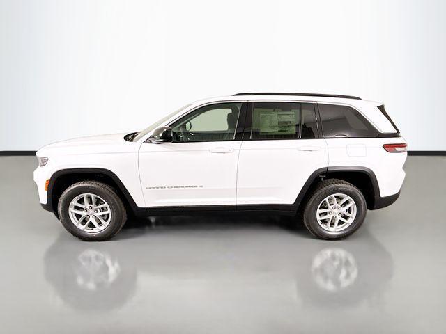 new 2026 Jeep Grand Cherokee car, priced at $39,322