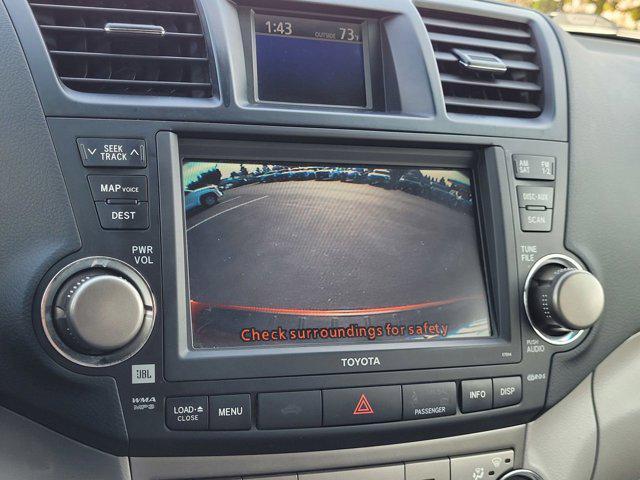 used 2008 Toyota Highlander car, priced at $12,900