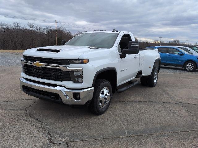 new 2026 Chevrolet Silverado 3500 car, priced at $71,510