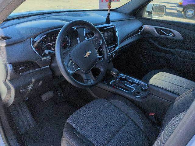 used 2023 Chevrolet Traverse car, priced at $24,370