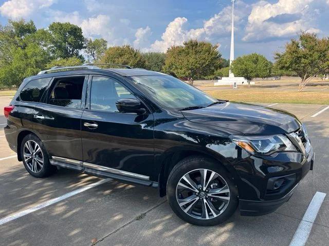 used 2020 Nissan Pathfinder car, priced at $22,916