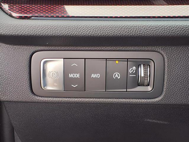 new 2026 Chevrolet Traverse car, priced at $57,495