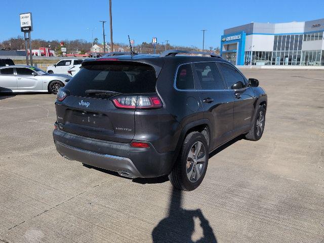 used 2019 Jeep Cherokee car, priced at $13,744