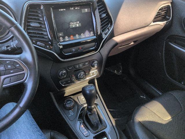 used 2019 Jeep Cherokee car, priced at $13,744