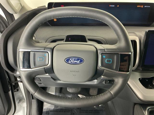 used 2025 Ford Expedition car, priced at $59,971