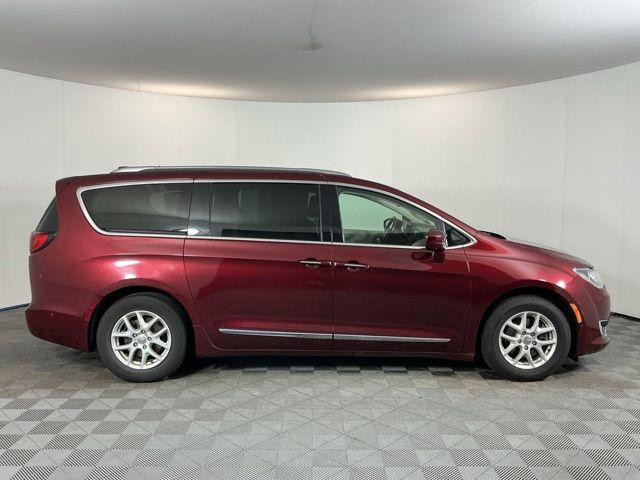 used 2020 Chrysler Pacifica car, priced at $15,971