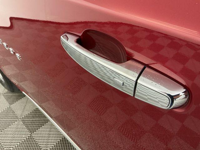 used 2019 Chevrolet Traverse car, priced at $22,171
