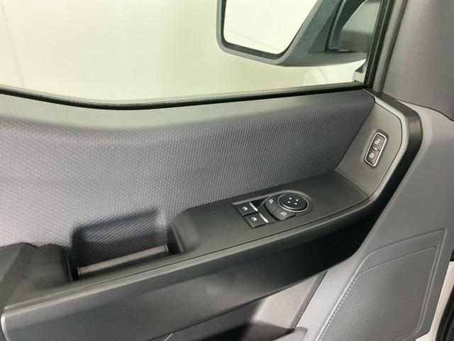 new 2025 Ford F-150 car, priced at $40,256