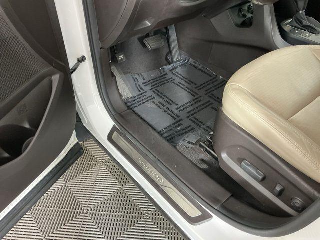 used 2014 Hyundai Santa Fe car, priced at $13,171
